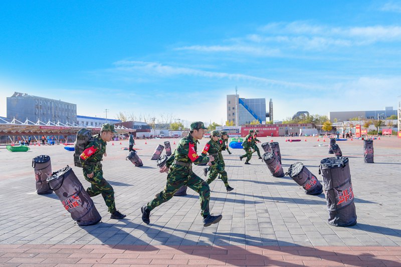 北京市學生國防素養大賽舉行。北京市教委供圖