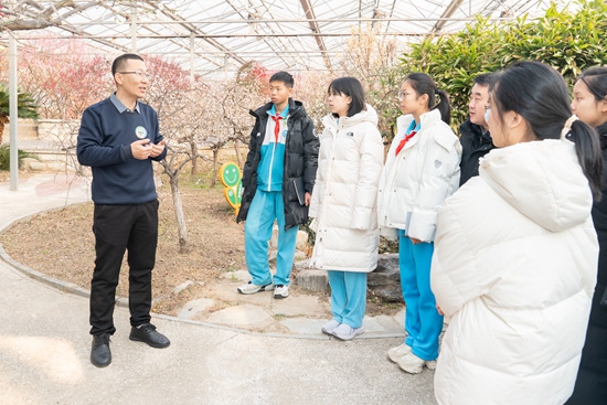 《踏雪尋梅》課程授課現場。北京林業大學供圖